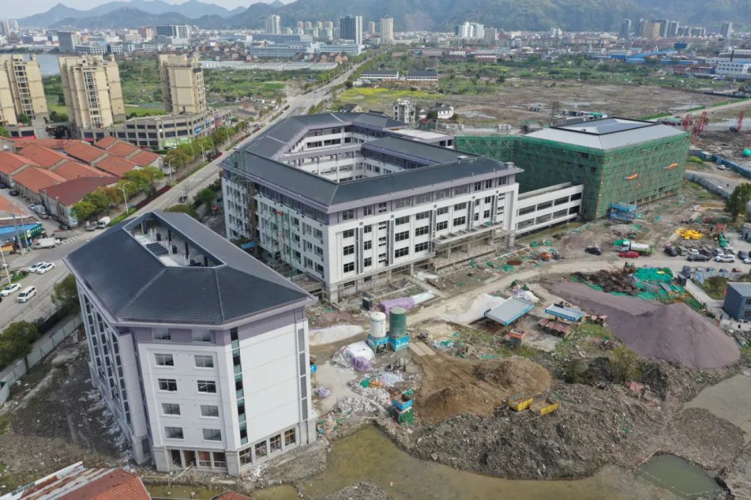 盼盼木门经典案例——台州黄岩东浦中学项目