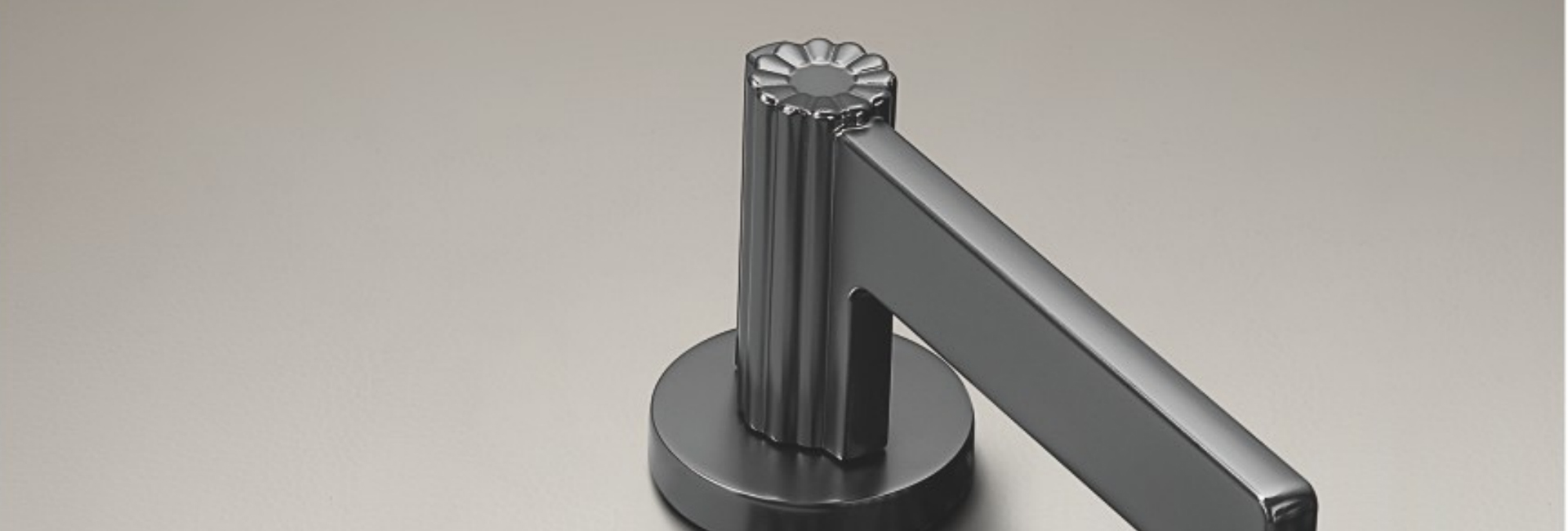 晶贝贝五金事业部