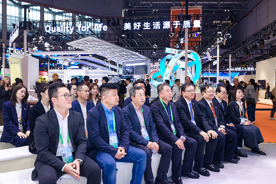 盼盼木门与立邦家具漆于进博会达成战略合作